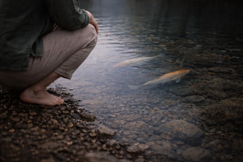 La Somatic Experiencing et l'hypnose, deux pratiques somatiques entre conscience et inconscient, expliquées par Yoann MOËSS, hypnothérapeute.
